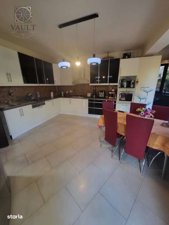 CASA INDIVIDUALA-PANTELIMON-8 CAMERE-CURTE-5 BAI-2 LOCURI PARCARE - Imagine principală: 5/19