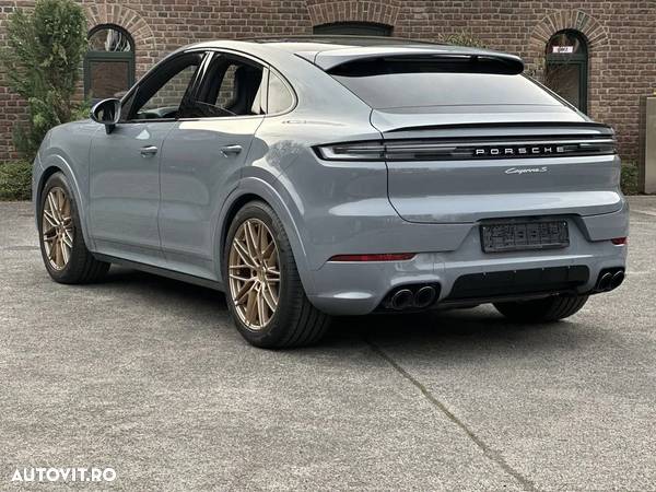 Porsche Cayenne Coupe S Tiptronic S - 5