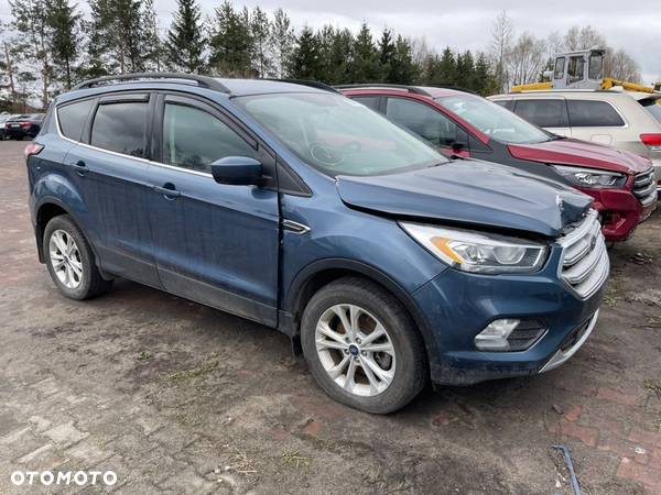 Ford Kuga 1.5 EcoBoost AWD Edition ASS - 4