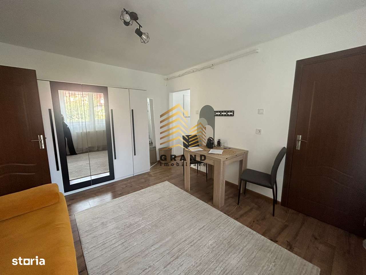 APARTAMENT DE VANZARE | ZONA DECEBAL - Imagine principală: 4/11