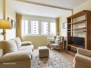 Apartamento T2 com Garagem próximo ao Metro - Grande imagem: 2/30