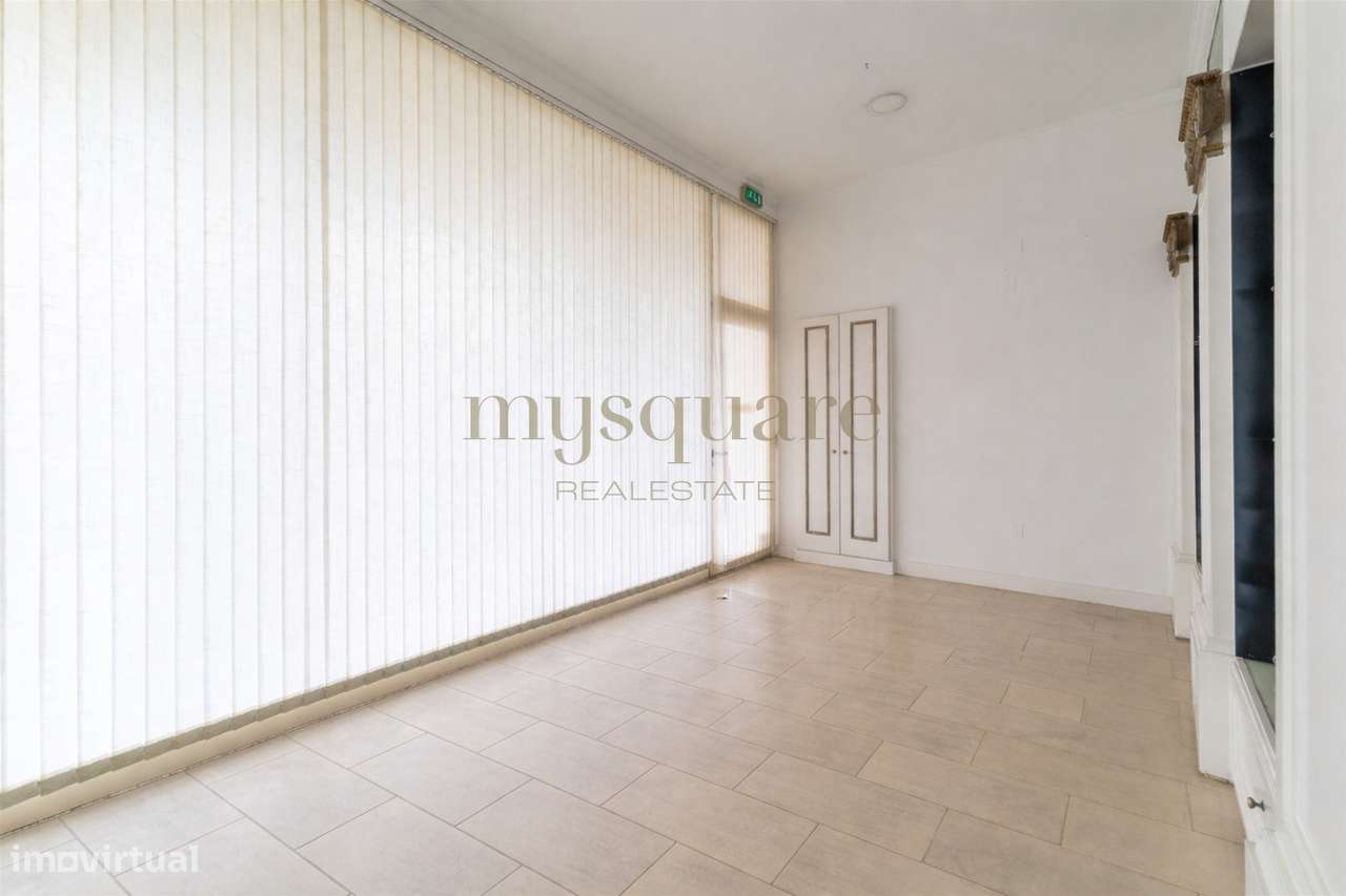 LOJA COMERCIAL PARA ARRENDAMENTO – EXCELENTE LOCALIZAÇÃO EM PAÇOS DE B - Grande imagem: 4/6