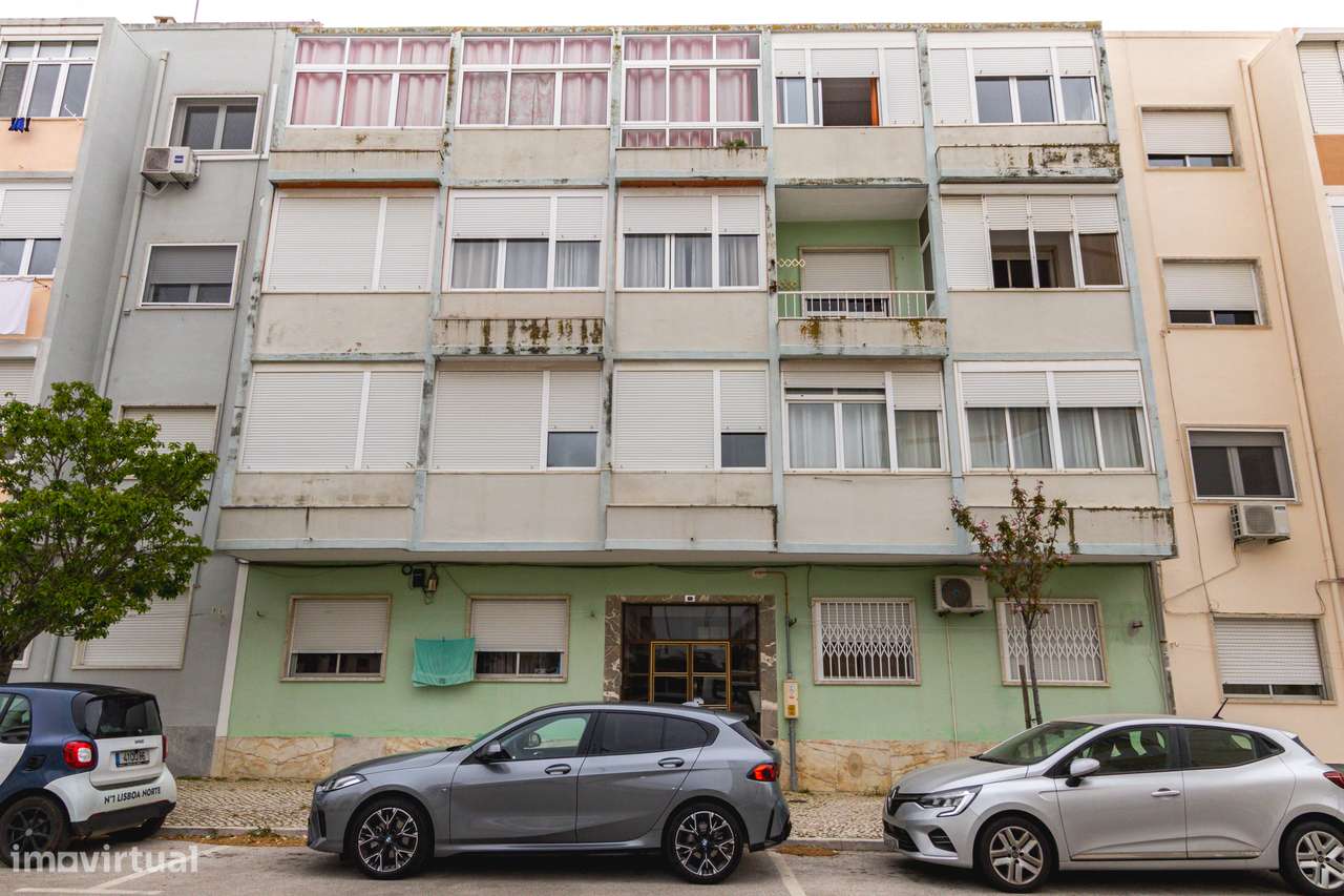 APARTAMENTO T2 | C/ ARRECADAÇÃO | CENTRO DE ALVERCA-17