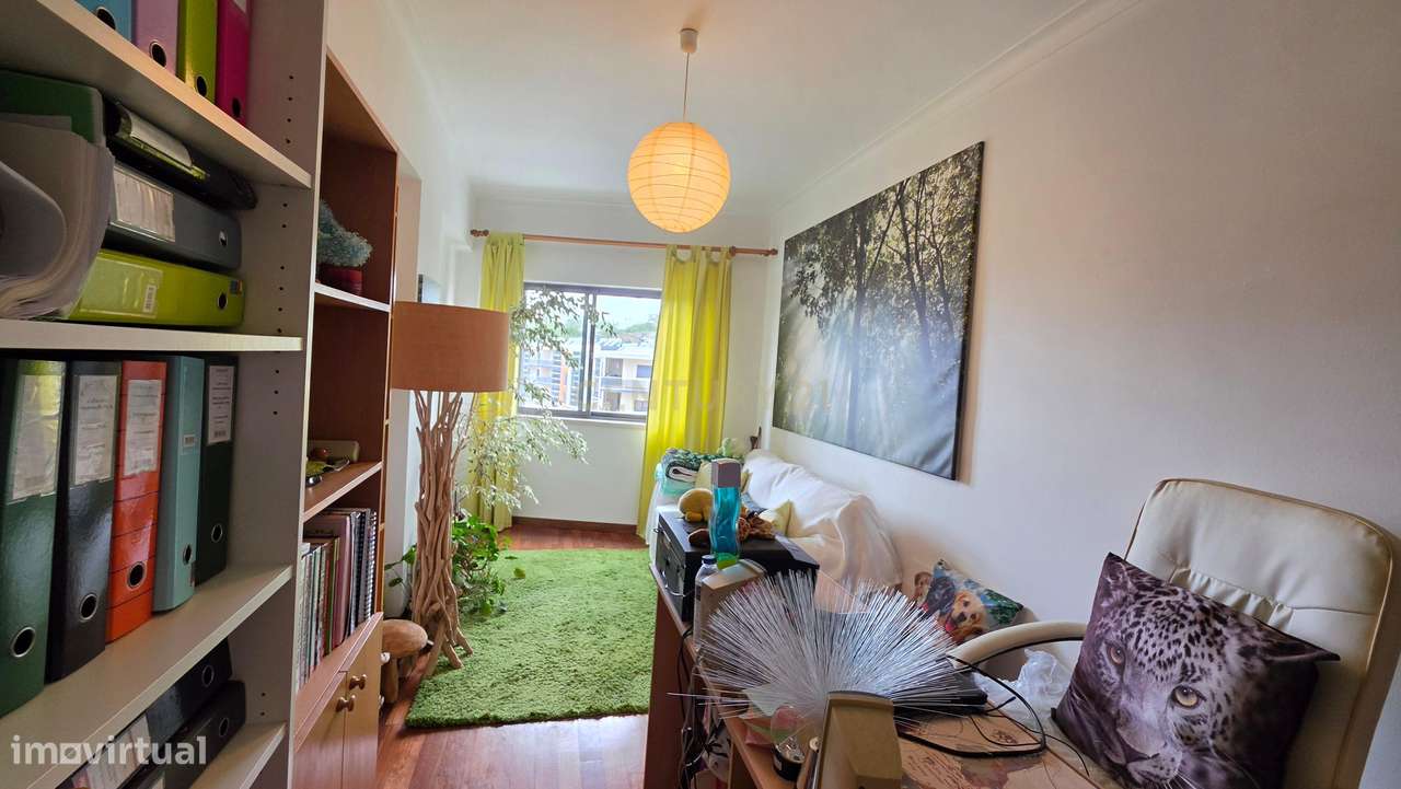 Apartamento Duplex T5 no centro de Palmela-34