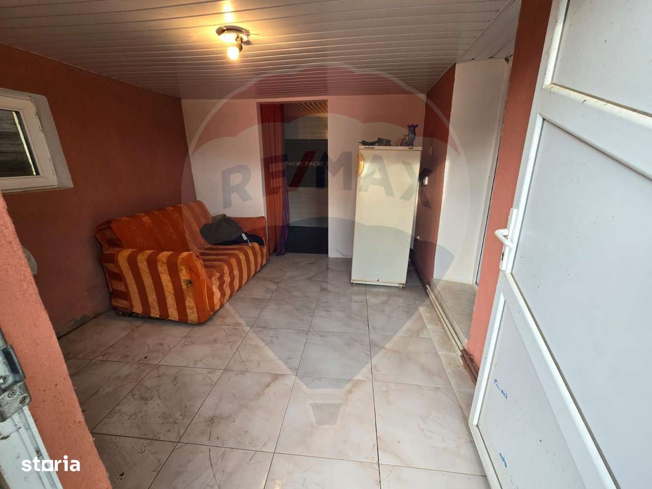 Casă / Vilă cu 6 camere de vânzare-7