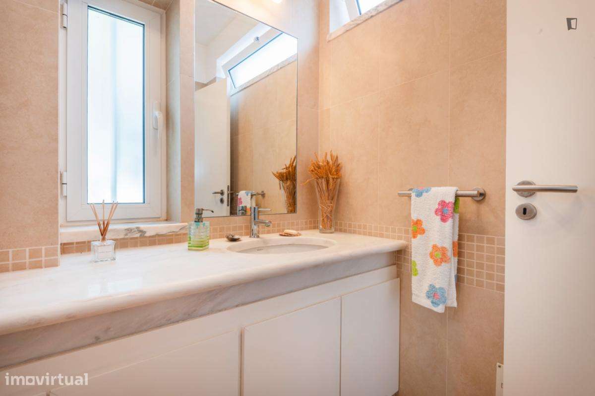 Apartamento com 5 quartos - localizado em Portimao - Grande imagem: 5/40