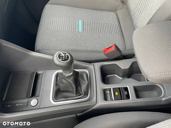 Ford Tourneo Connect Grand - 15