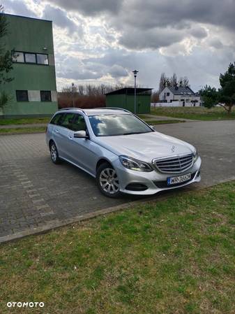 Mercedes-Benz Klasa E 200 T CDI 7G-TRONIC Avantgarde - 14