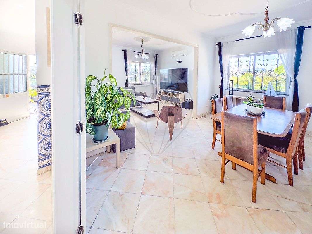 Moradia T5 para venda-26