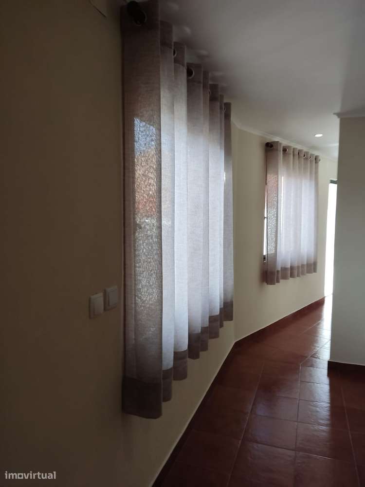 T 3 - Duplex 2 pisos - Remodelado – Carregado - Alenquer - Grande imagem: 5/13