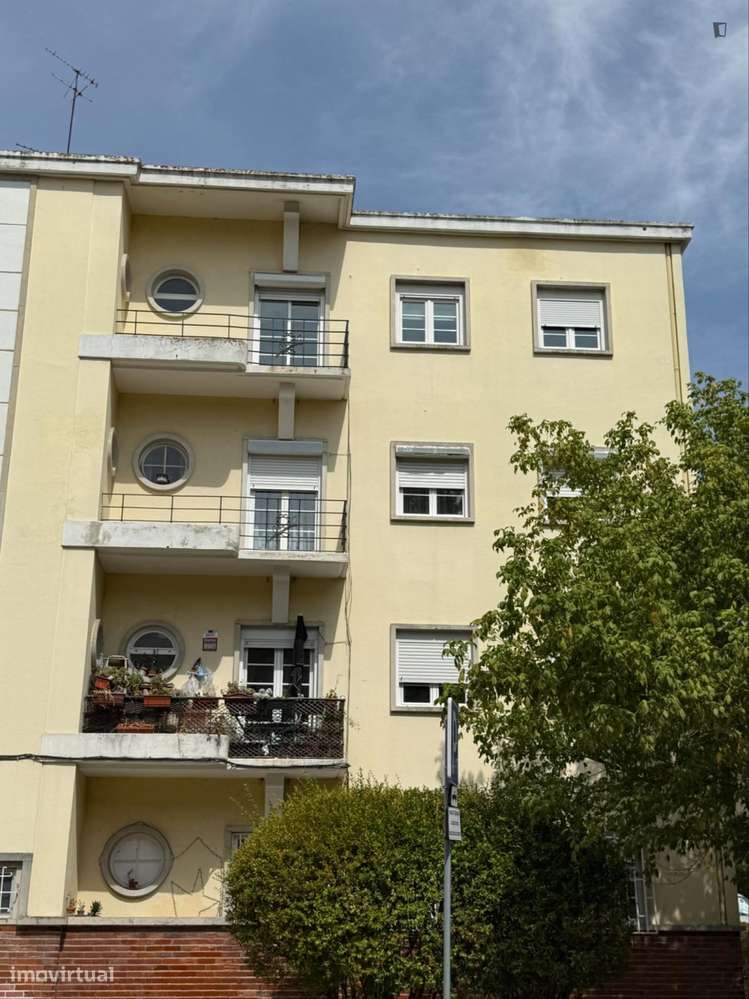 Quarto - localizado em Alvalade Lisbon - Grande imagem: 4/6