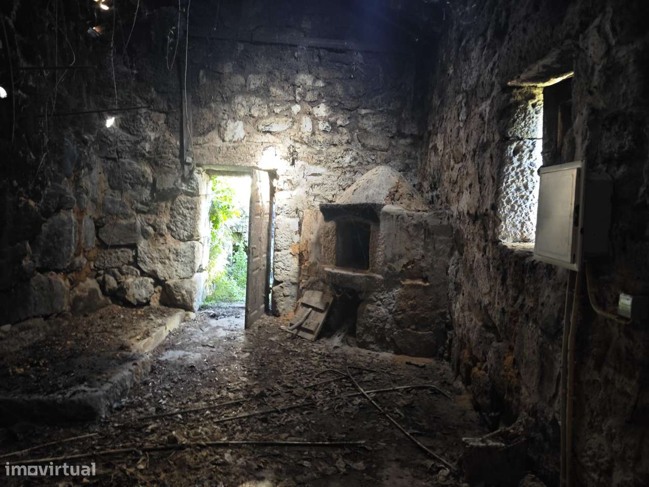 Moradia à Venda em Lamelas, Santa Marinha do Zêzere, Baião-10