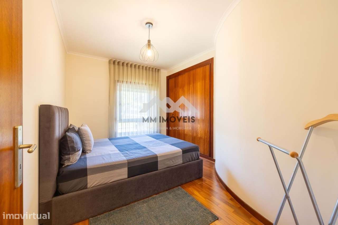 Apartamento T1 | Boas Áreas | Garagem - Grande imagem: 5/40