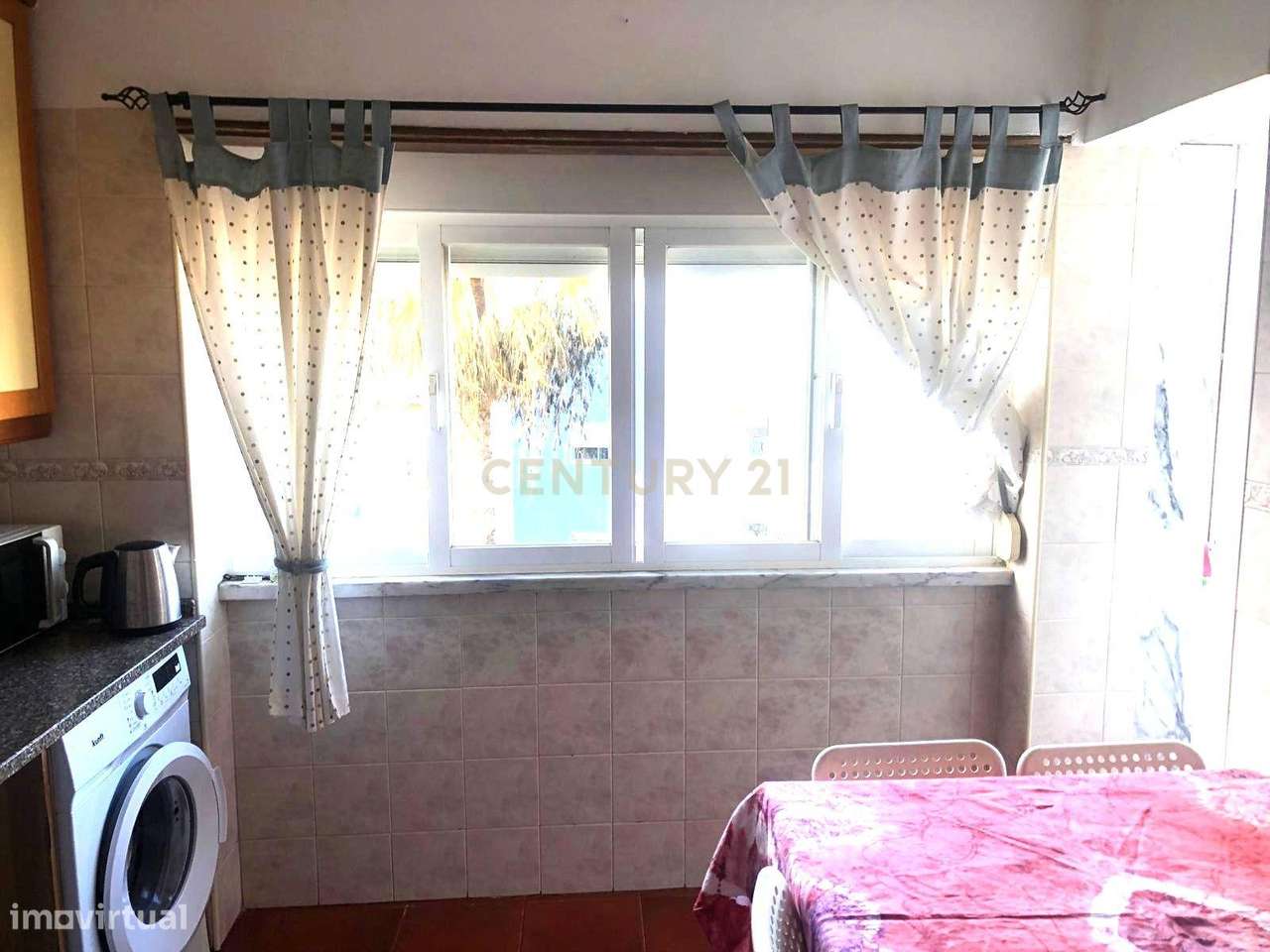 Apartamento de 3 assoalhadas, em zona central do Barreiro - Grande imagem: 3/16