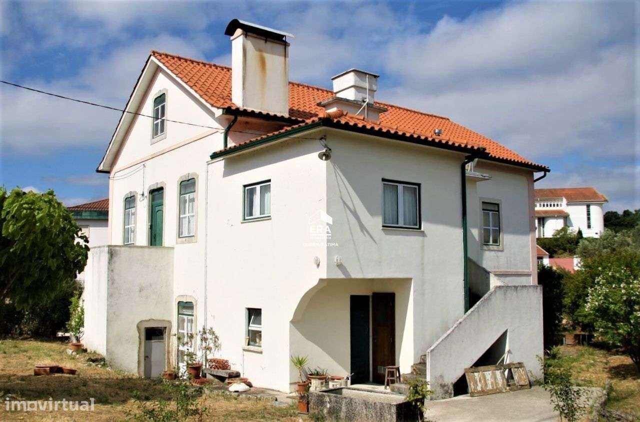 Moradia 6 quartos em Olival, Ourém - Grande imagem: 2/21