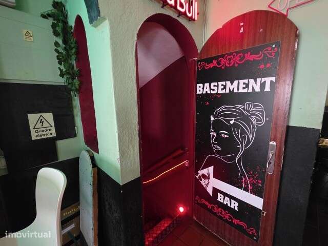 Venda de Prédio / 2 fracções em Lagos-8