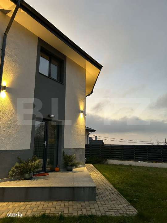 Casa , 4 camere, 100 mp utili, 390 mp teren, zona Bucium - Imagine principală: 1/18