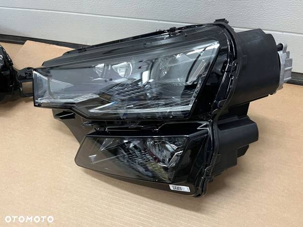 LAMPY FULL LED SKODA KAROQ LIFT KOMPLETNE IDEALNE - 5