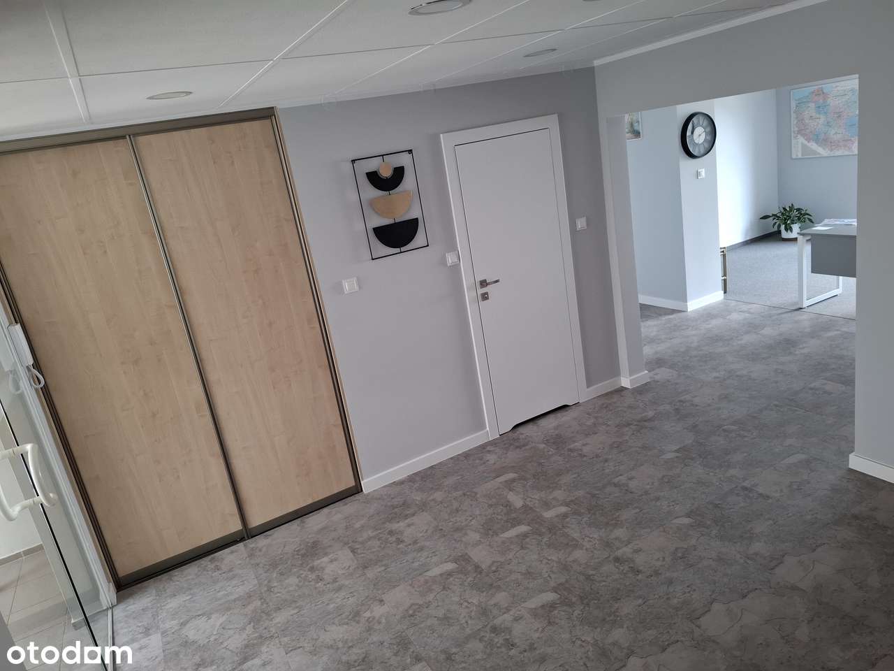 Centrum, ul. Staszica, 132,0m2  w cenie 2 miejsca w hali garażowej-14