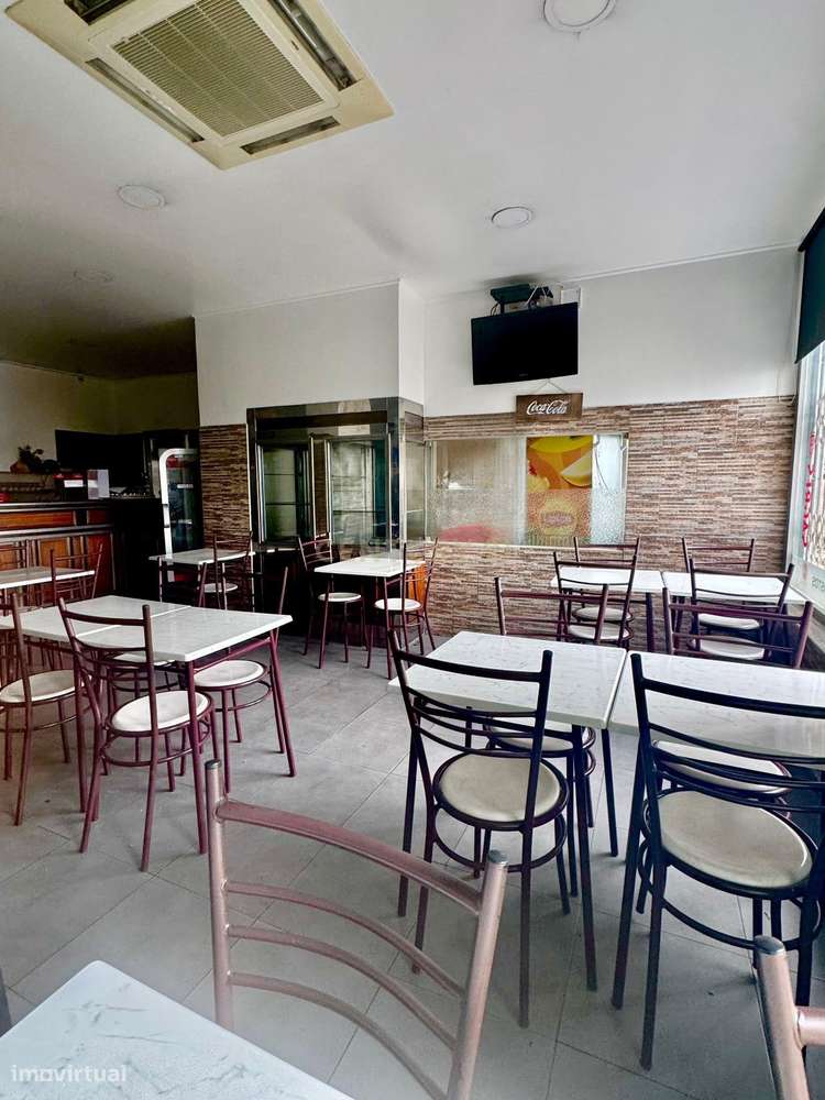 Restaurante Churrasqueira p/Trespasse - metro da Reboleira, Amadora-4