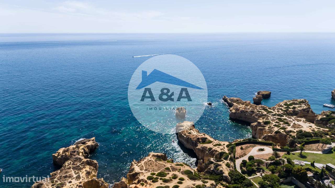 Exclusiva Moradia Contemporânea a 700 metros da Praia de São Rafael...-28