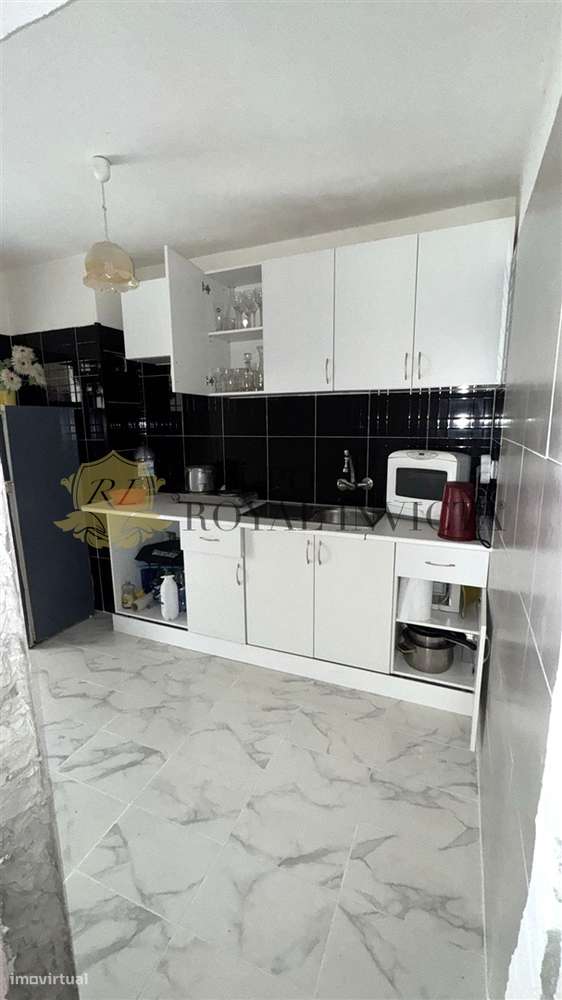 Apartamento T3 com ótimas áreas e localização privilegiada – Rio Tinto - Grande imagem: 2/18