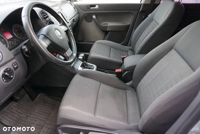 Volkswagen Golf Plus 1.9 TDI Trendline DSG - 8