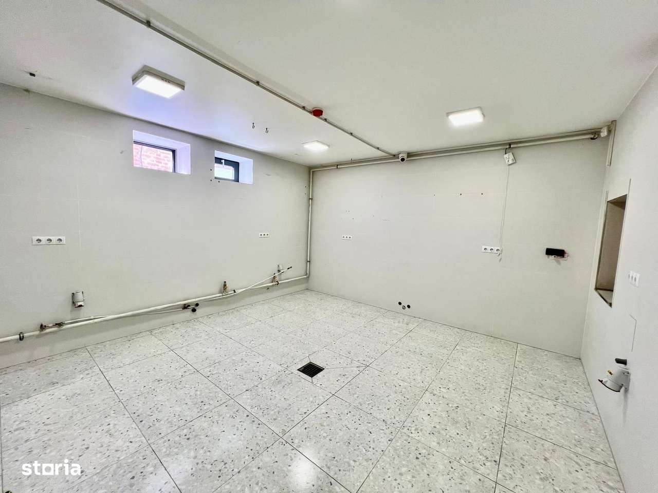 Vila de vanzare in zona centrala - Renovata complet-6