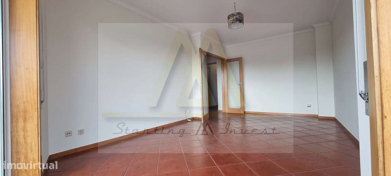 T3 na Gomes de Amorim em Aver o mar, Póvoa de Varzim. - Grande imagem: 4/17