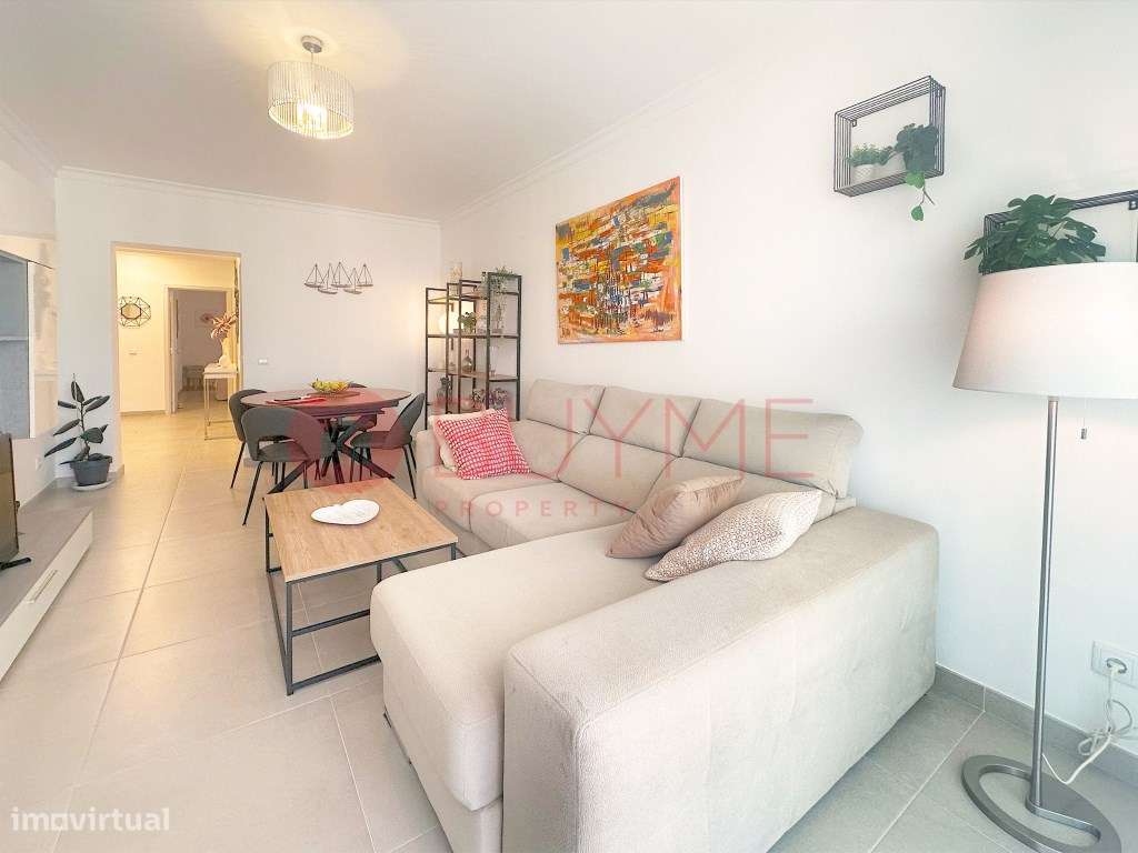 Apartamento T1 Renovado com Varandas e Garagem em Quarteira - Grande imagem: 4/17