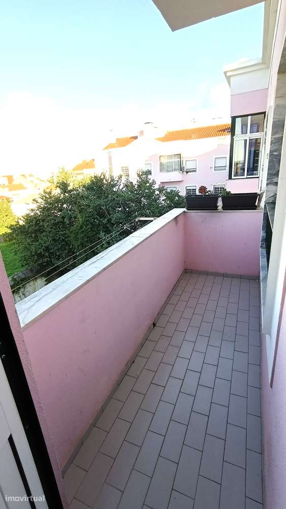 T3  Estimado | 2 lugares de estacionamento | 2 arrecadações - Grande imagem: 4/28