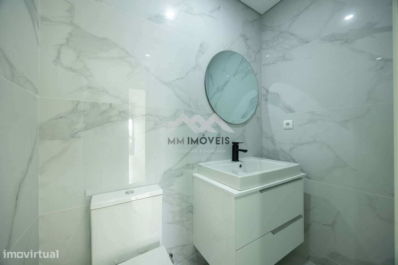 Apartamento T4 | Vila Nova de Gaia | Renovado | Elevador | Parqueament - Grande imagem: 5/34