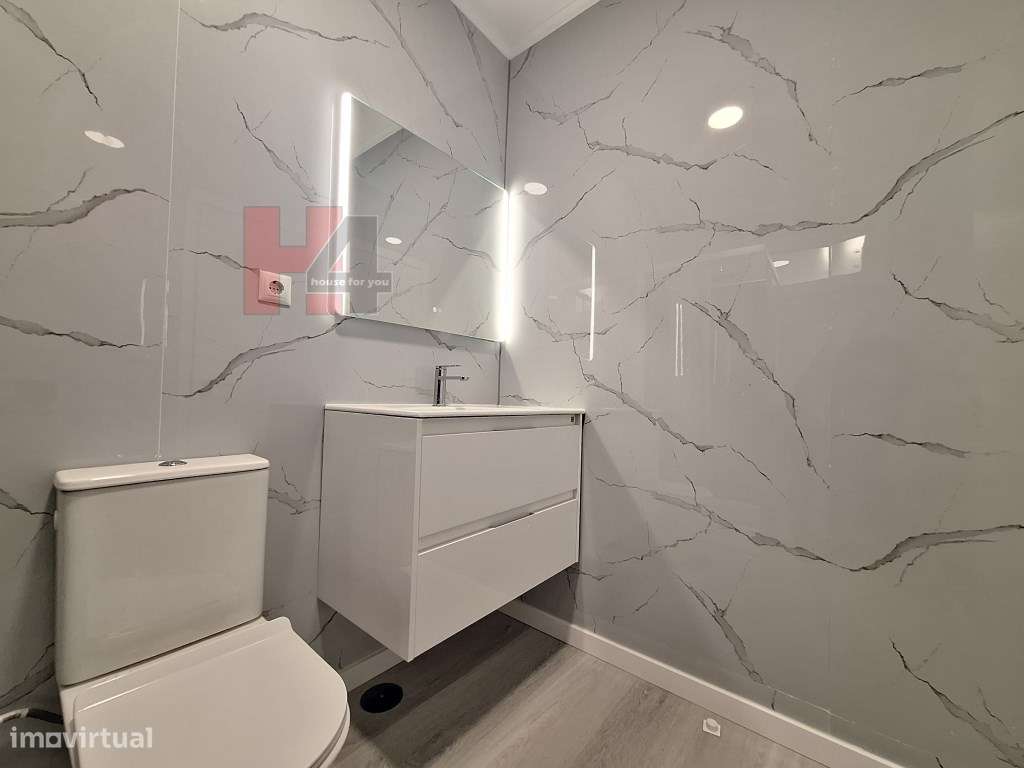 Apartamento T2 totalmente remodelado em Oeiras próximo da praia-24