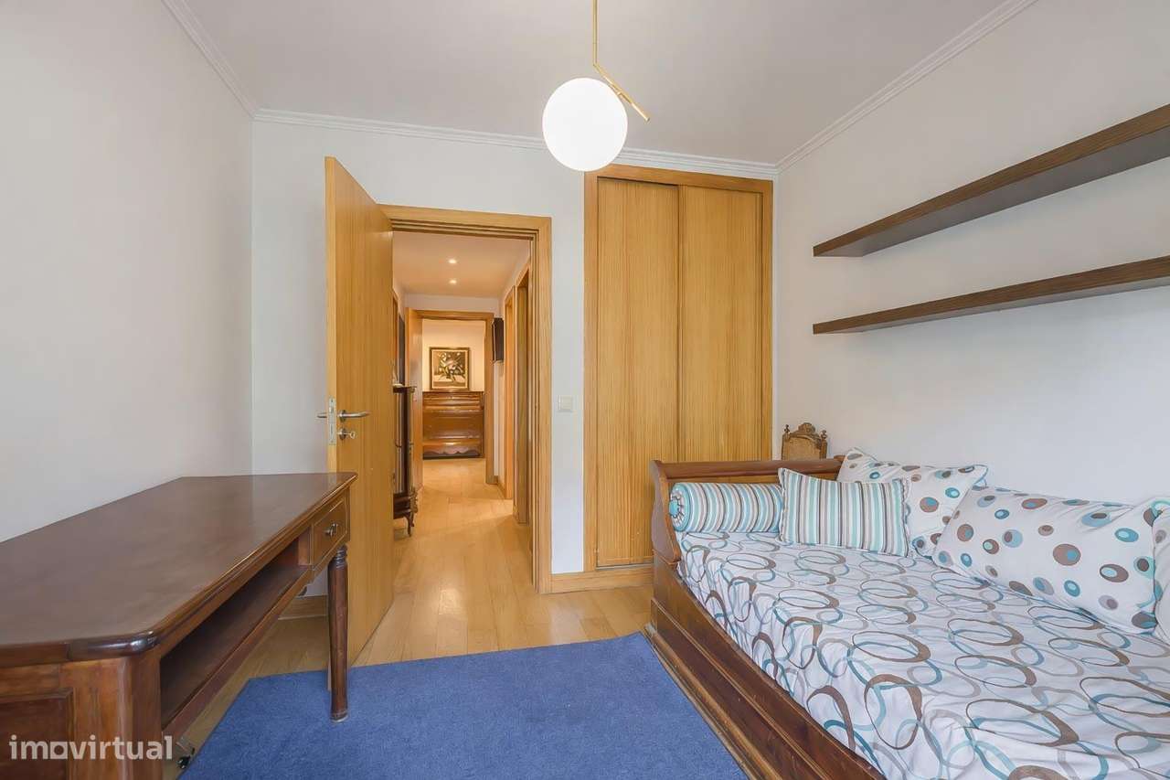 Apartamento T3 Exclusivo na Rua Soares dos Reis – Vila Nova de Gaia-22