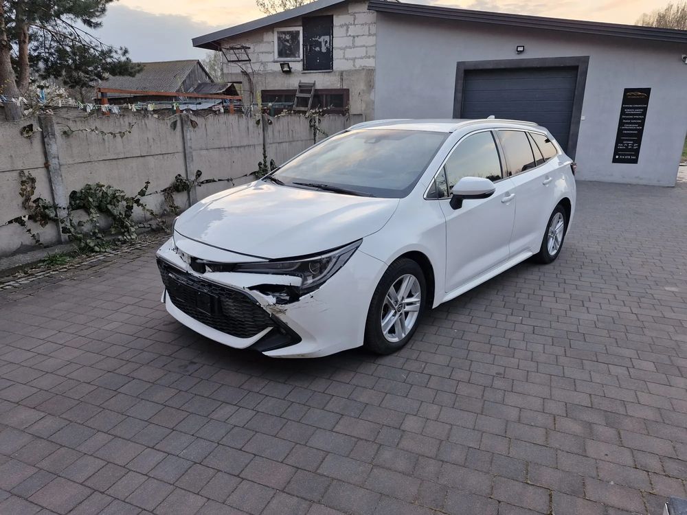 Toyota Corolla Seria E21 1.8 Hybrid Comfort 2022