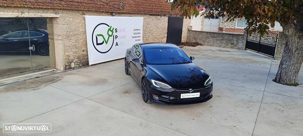 Tesla Model S 100D - 21