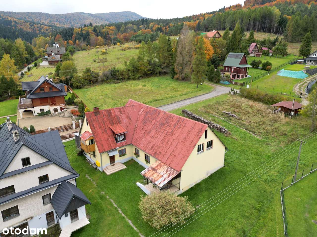 INWESTYCJA W UZDROWISKU - PENSJONAT Z POTENCJAŁEM!!!-4