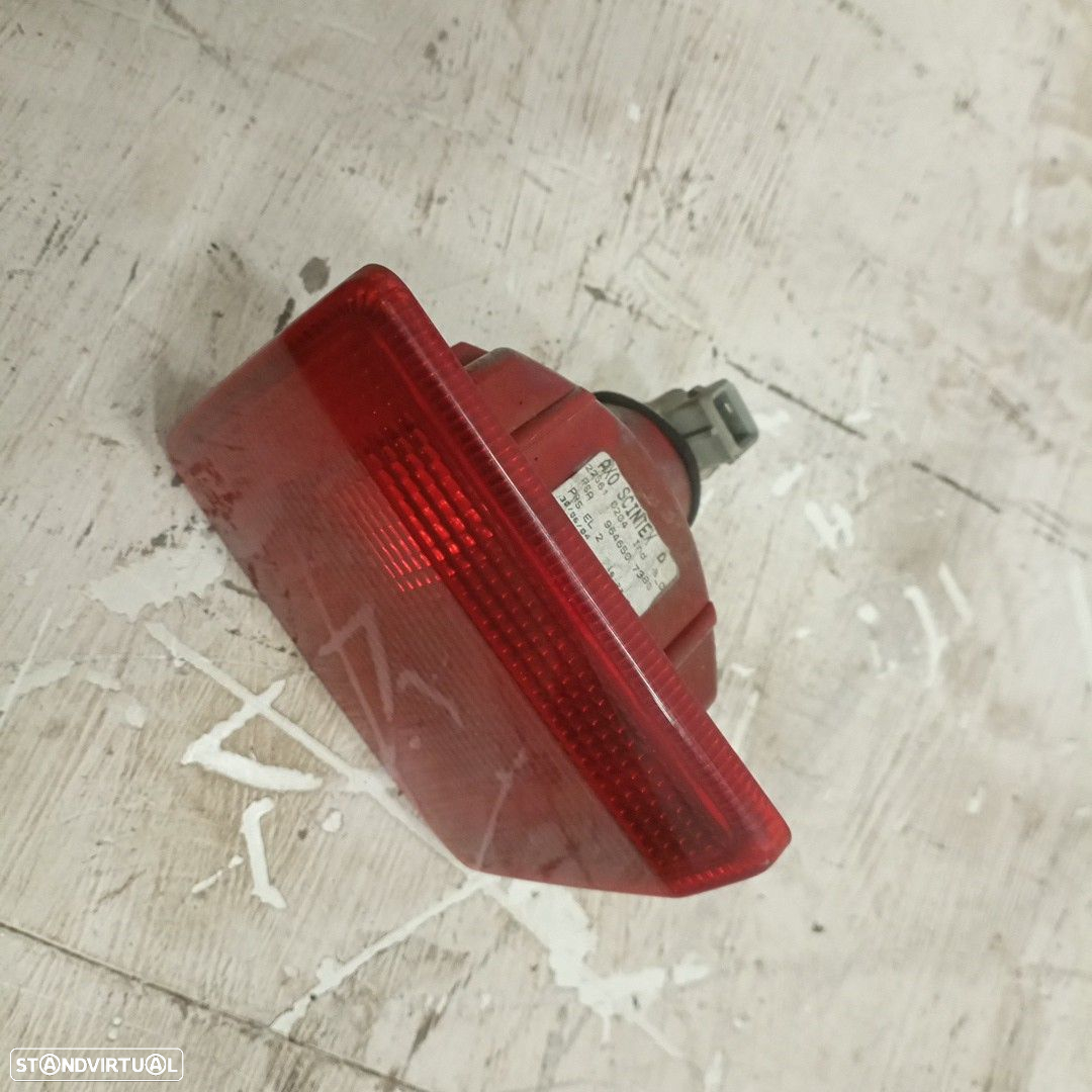 Farol De Nevoeiro Peugeot 407 Sw (6E_) - 3