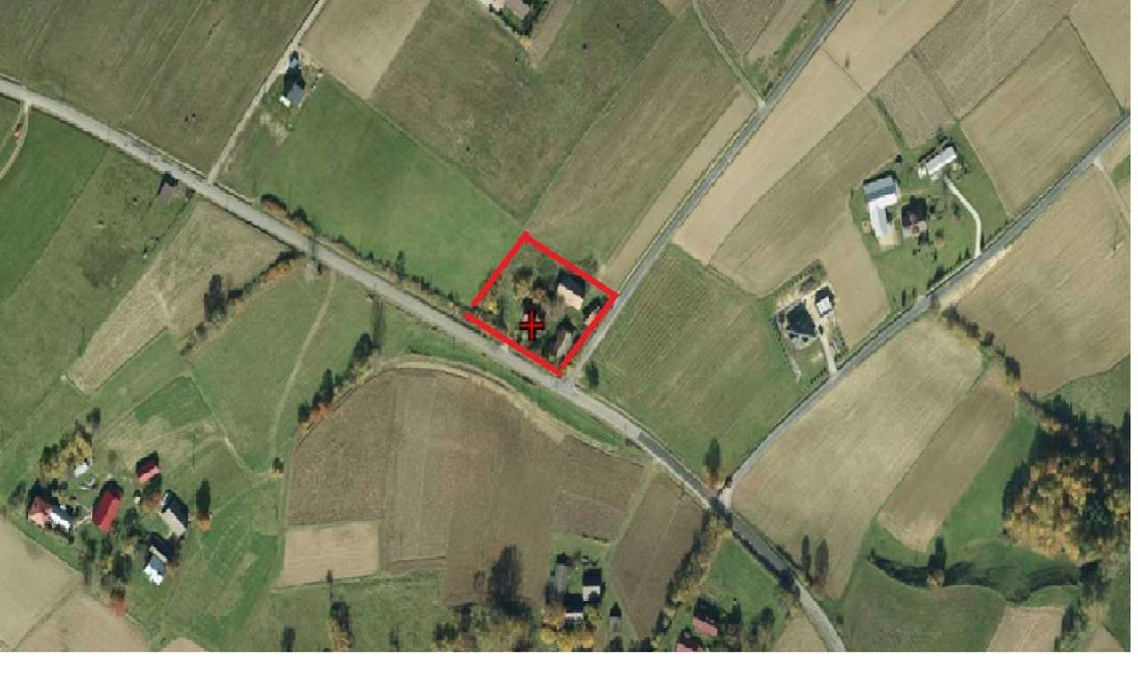 Dom murowany na dużej działce w malowniczej okolicy-5