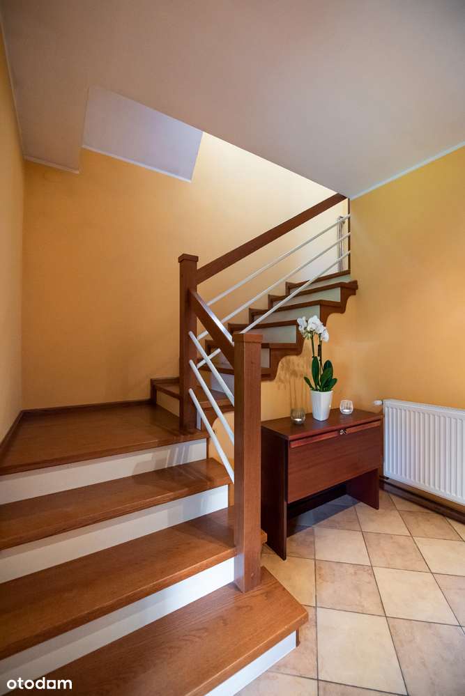 Przytulny domek/4 pokoje/piwnica/wiata/meble/ogród-7