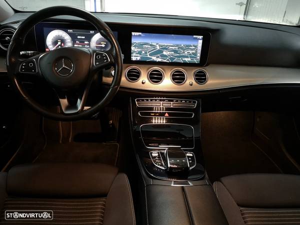 Mercedes-Benz E 220 d Avantgarde - 21