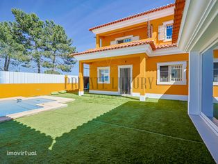 Moradia T4 com piscina em Palmela de acesso fácil a Lisboa
