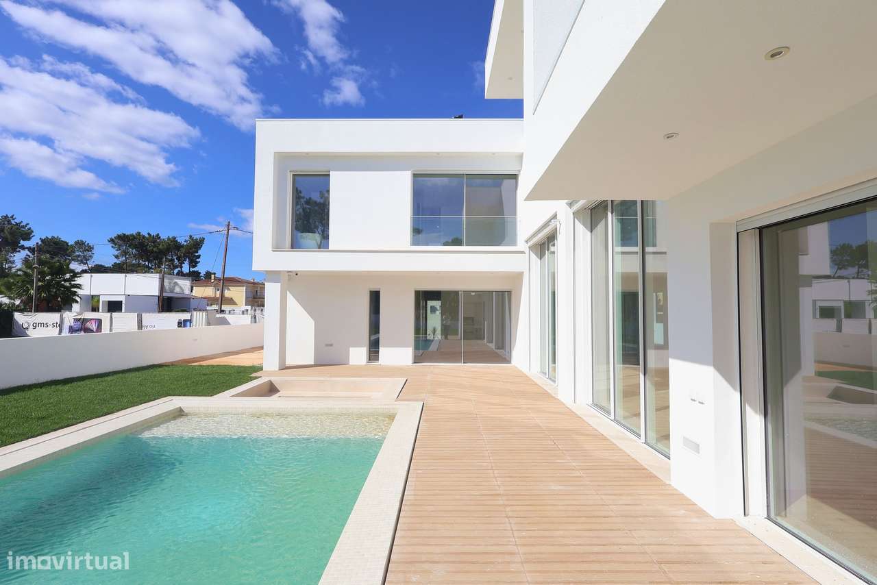 Moradia Contemporânea T4 na prestigiada Verdizela - Grande imagem: 2/53