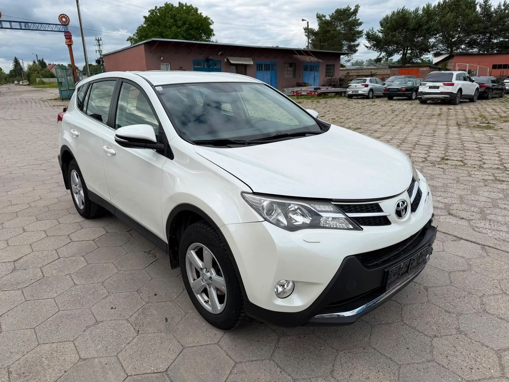 Toyota Rav4 IV 2.0 D-4D Prestige 4x2 2015