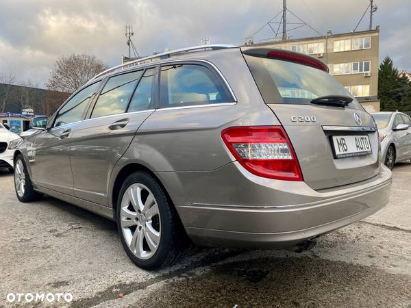 Mercedes-Benz Klasa C 200 T CDI DPF Automatik Avantgarde - 4