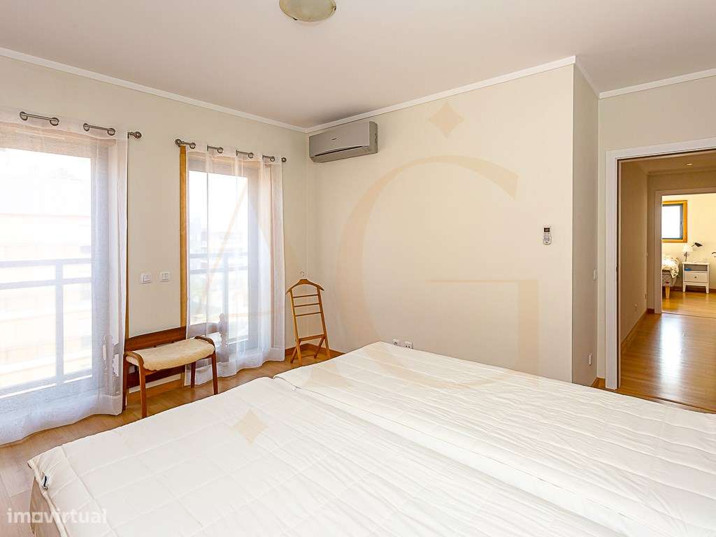 Apartamento T3 em Olhão com vistas incríveis e piscina comum-35