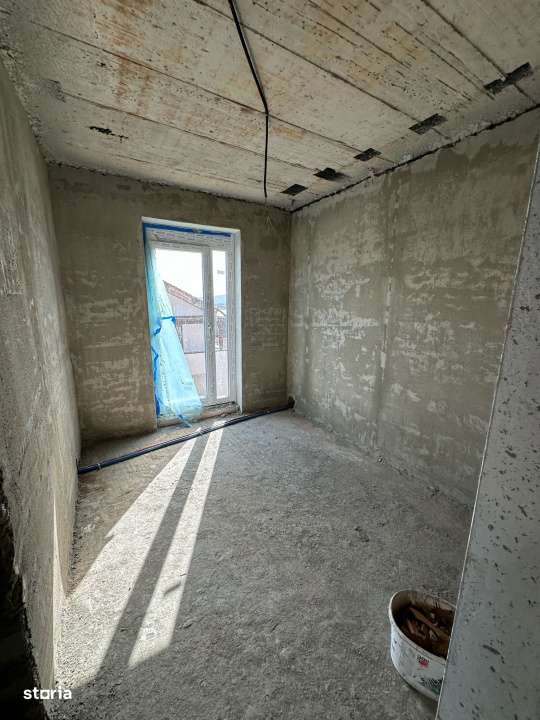 Apartament 4 camere intr-un imobil premium, zona Europa - Imagine principală: 4/12