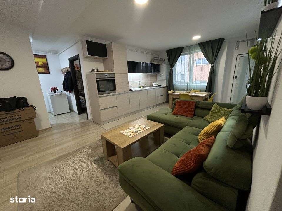 Apartament 3 camere, semidecomandat , 60 mp,  zona Eroilor - Imagine principală: 1/8