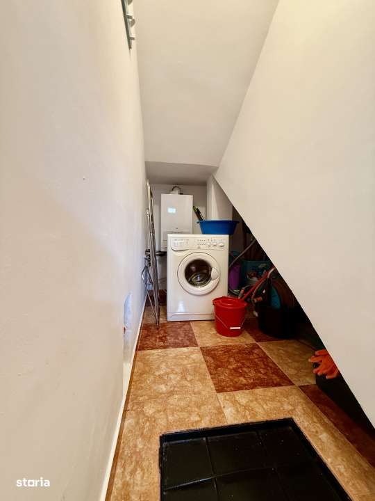 Vila de vanzare Ovidiu Sud pe colt - Imagine principală: 5/17