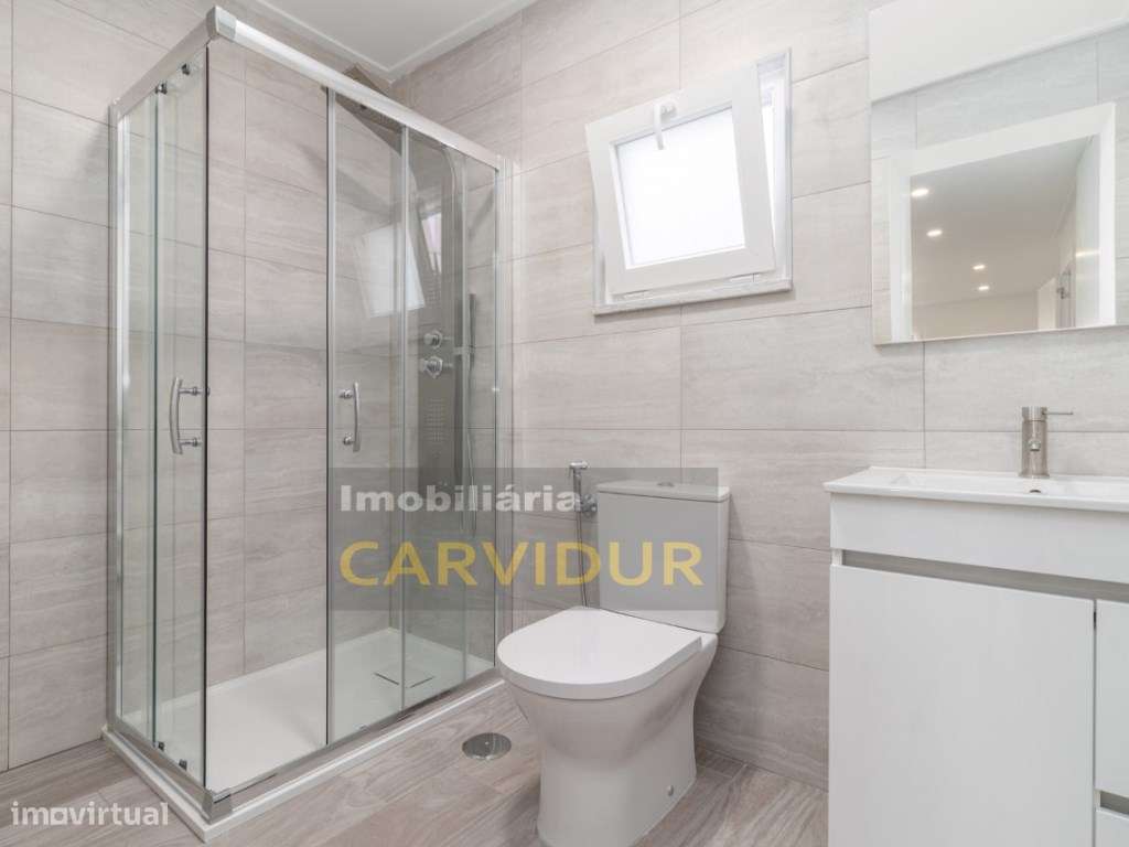 Apartamento T3 remodelação contemporânea com Quintal-12